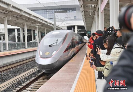 9��28����G8166����܇���L��ɽվʼ�l(f��)�����K�c(di��n)վ��ꖱ�վ������ �z