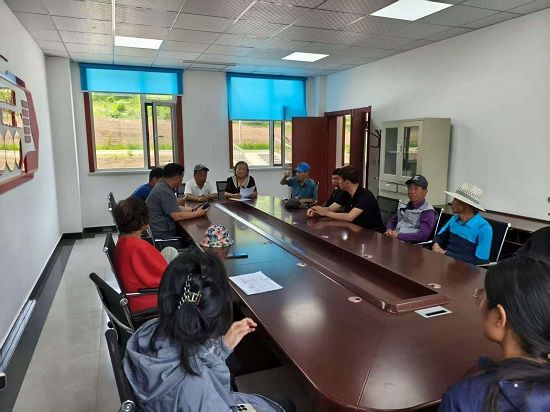 召開會議解決群眾實際困難 召開會議解決群眾實際困難